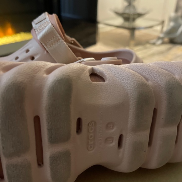 Crocs - Picture 2 of 3